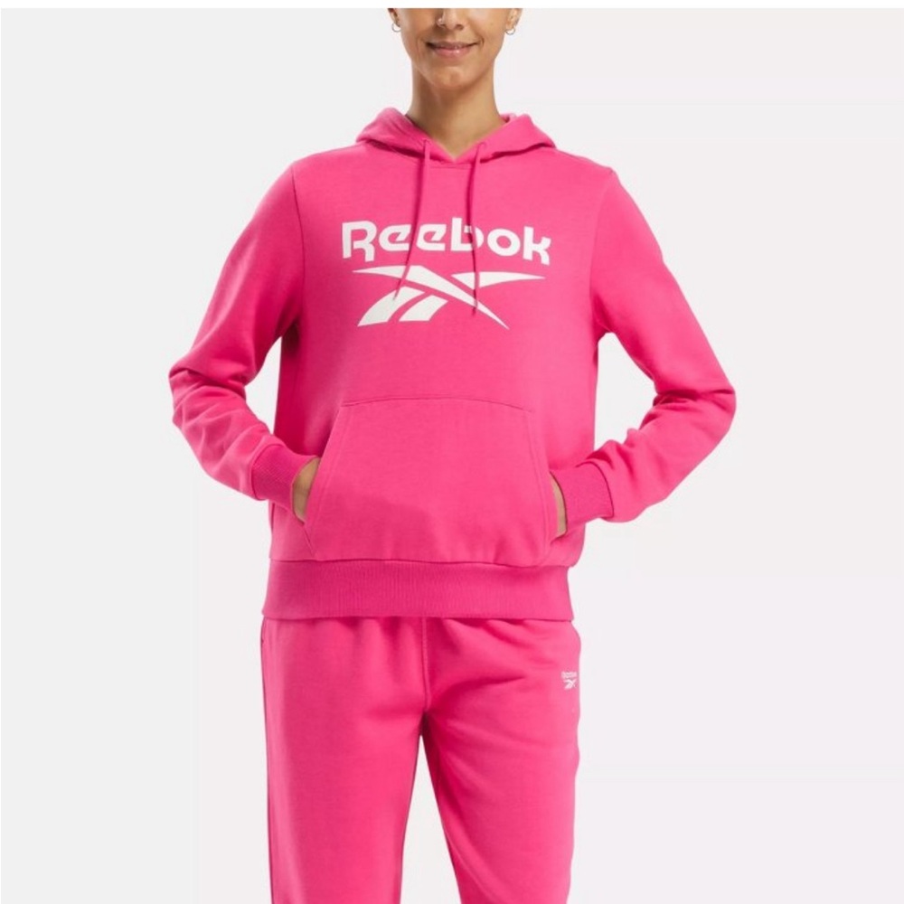 NWT Reebok Fleece Sweat Suit size Medium